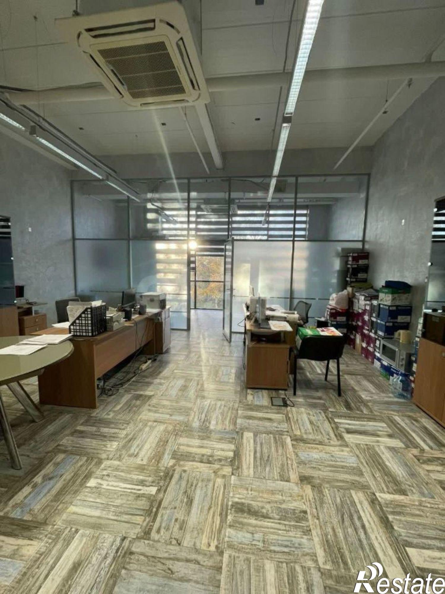 Купить офис, помещение под офис за 12 000 000 рублей